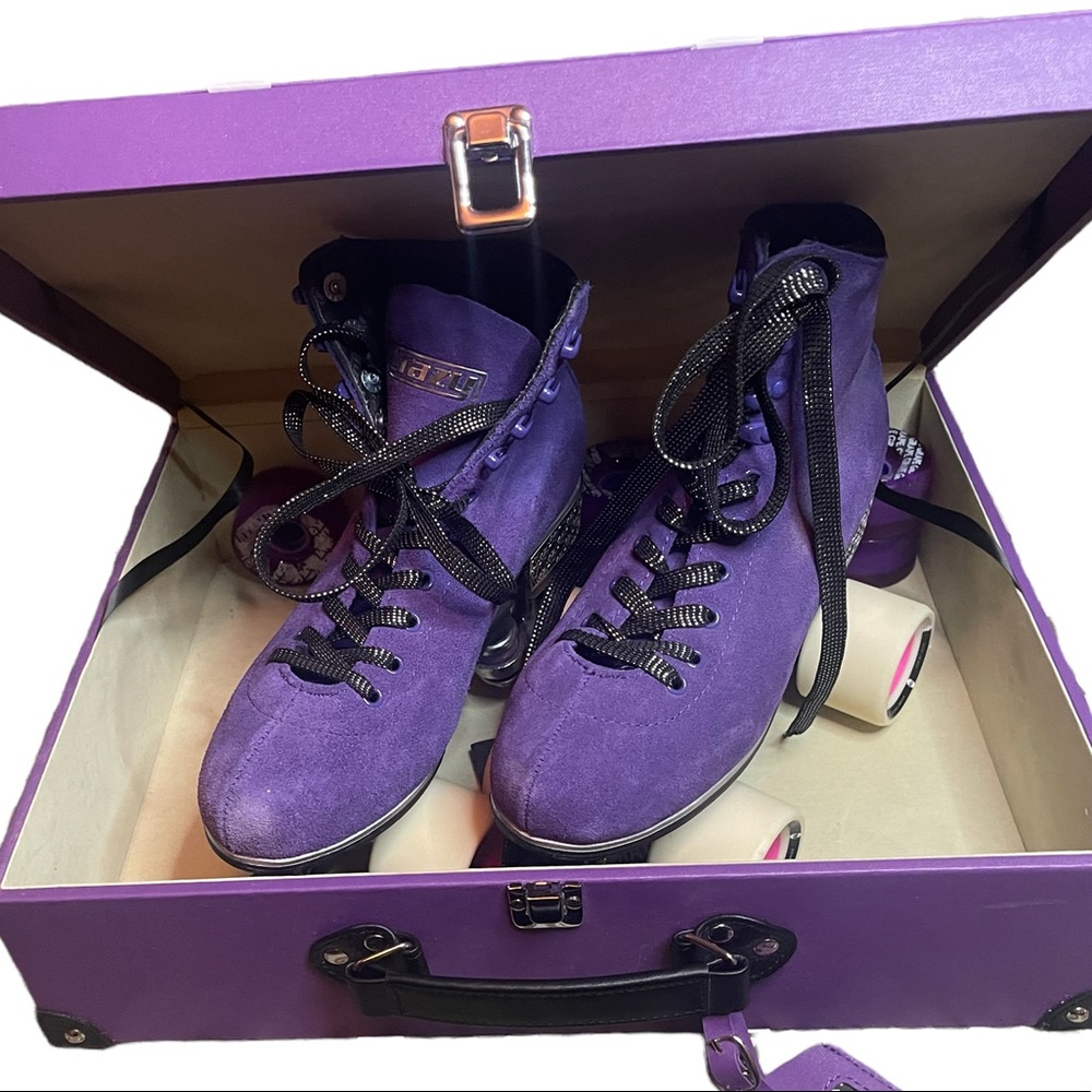 Purple Suede Roller Skates with Custom Wheels & Tote Box - Picture 4 of 16